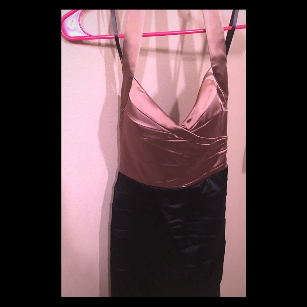 Bebe Halter dress 👗